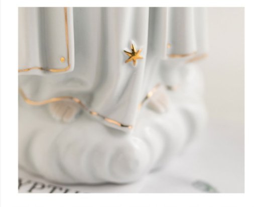 Church Family Statue Ceramic Ceremony Ornament Decoration
